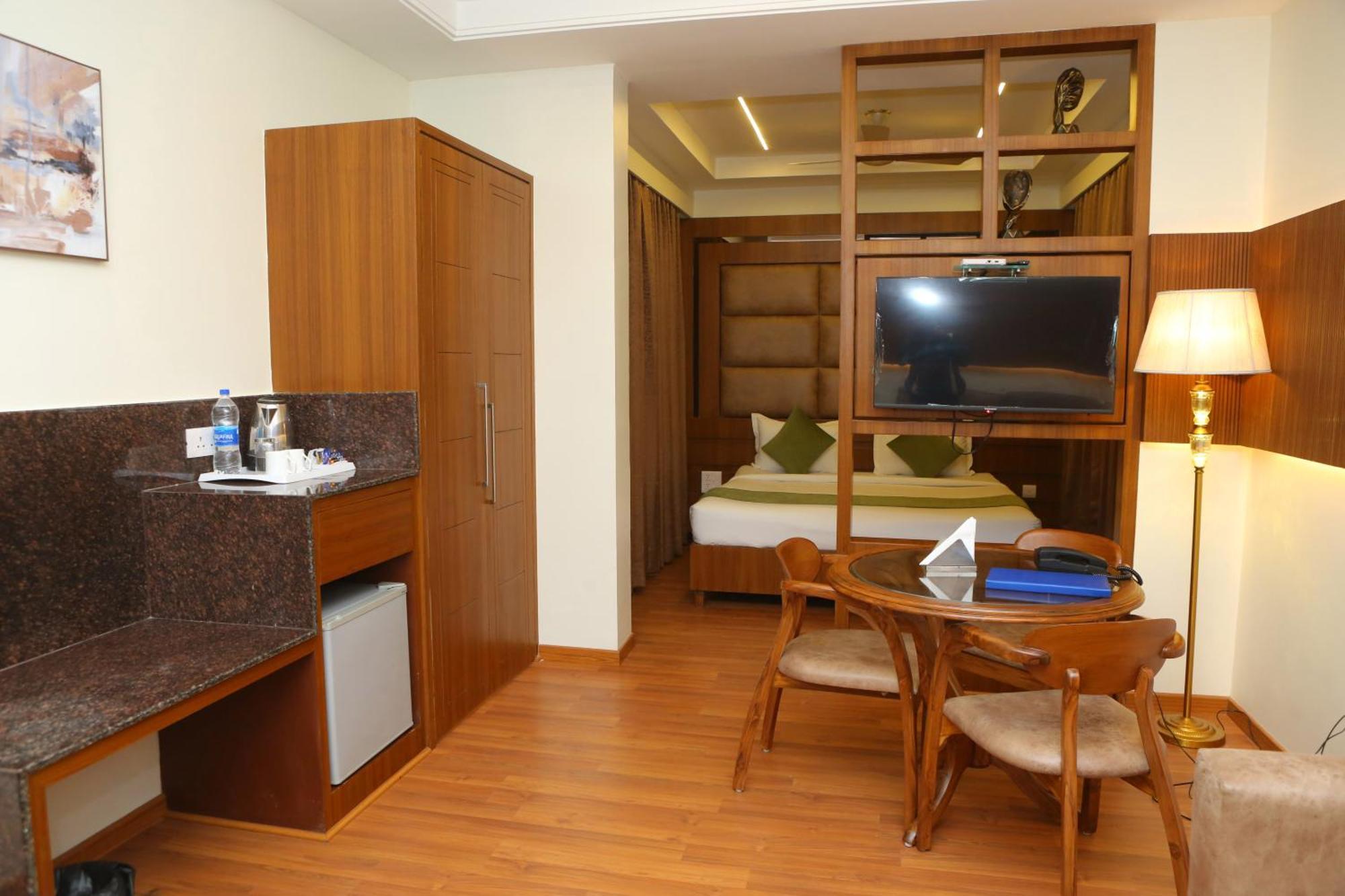 Karon Hotels - Lajpat Nagar Nueva Delhi Exterior foto