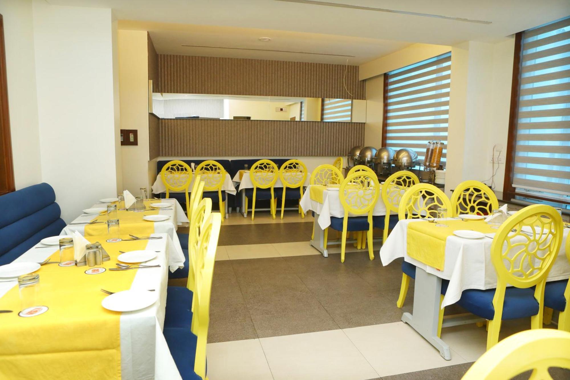 Karon Hotels - Lajpat Nagar Nueva Delhi Exterior foto