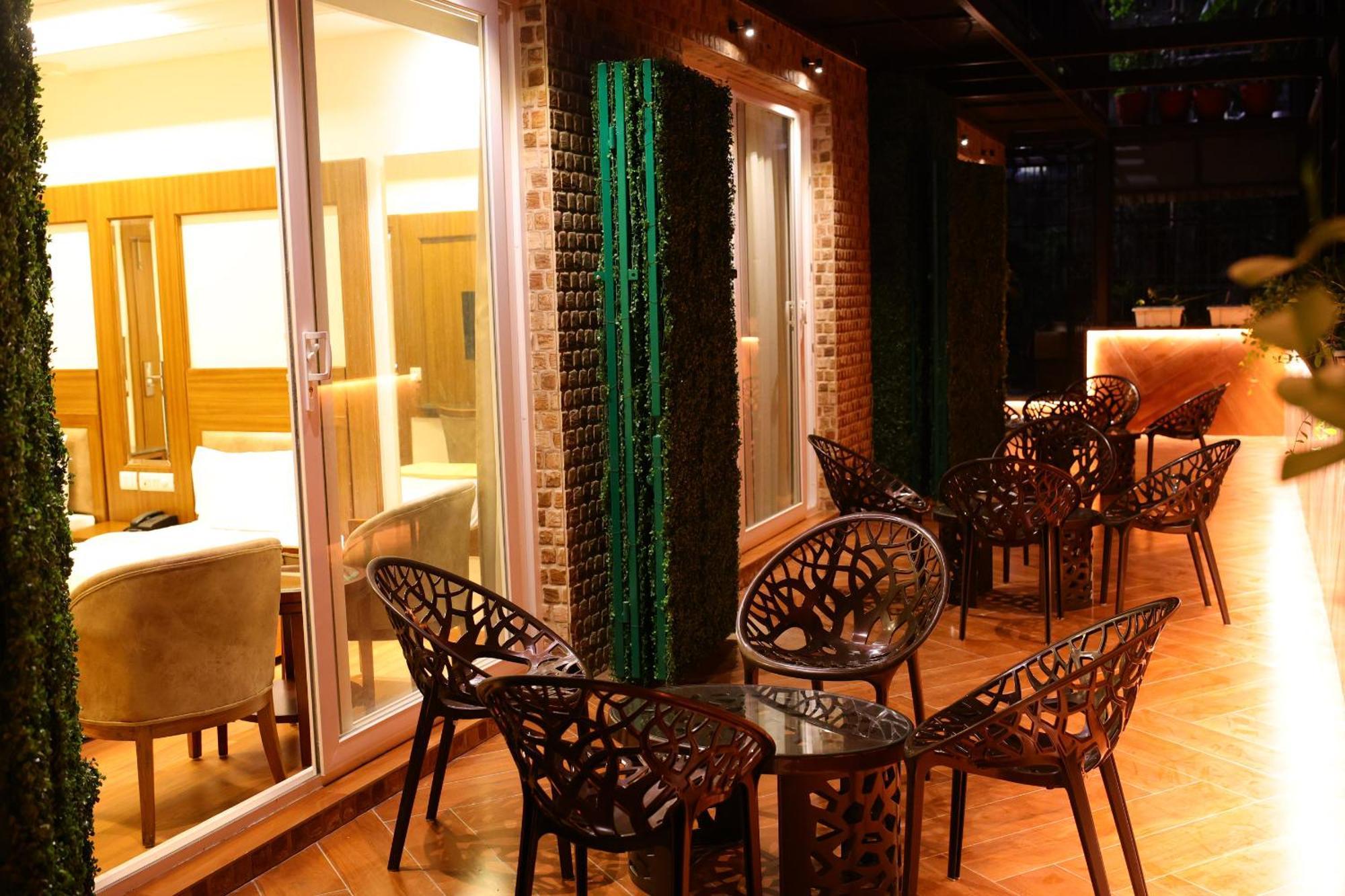 Karon Hotels - Lajpat Nagar Nueva Delhi Exterior foto