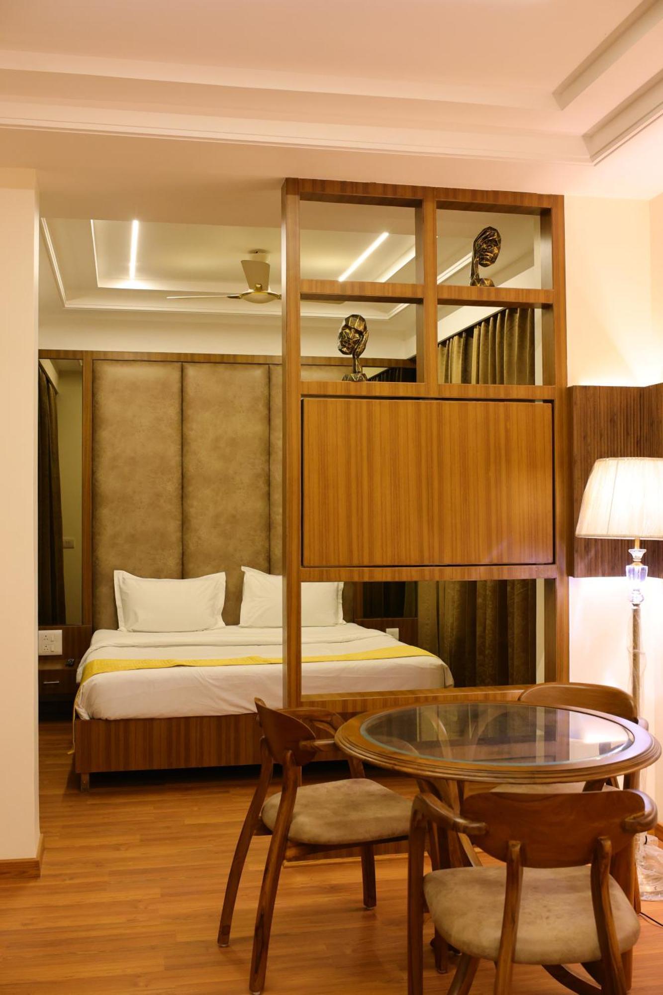 Karon Hotels - Lajpat Nagar Nueva Delhi Exterior foto
