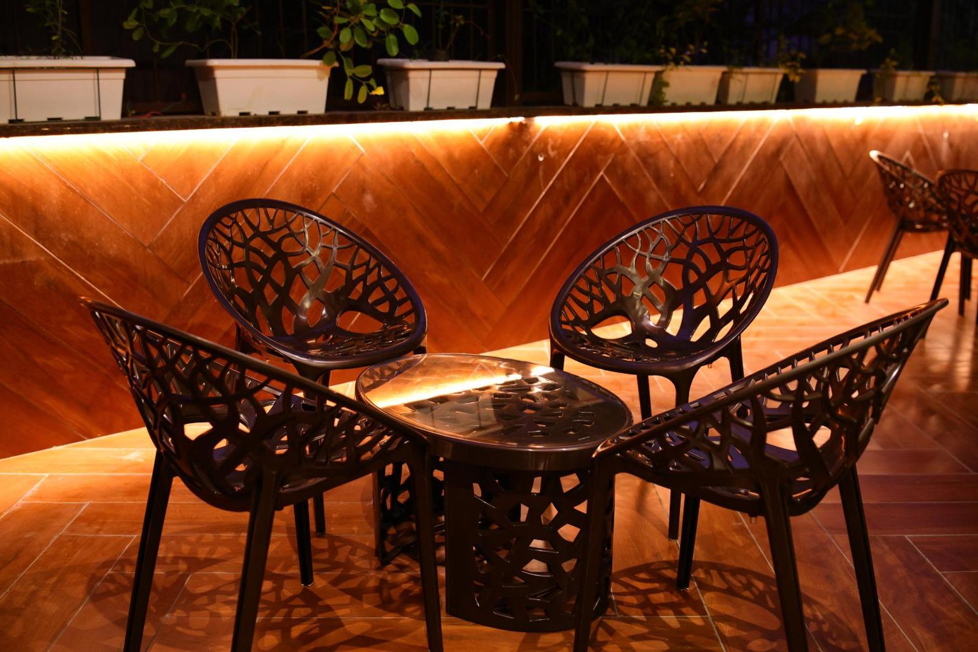Karon Hotels - Lajpat Nagar Nueva Delhi Exterior foto