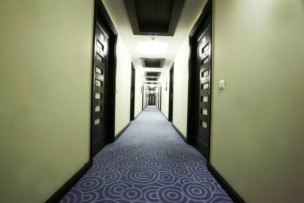Karon Hotels - Lajpat Nagar Nueva Delhi Exterior foto